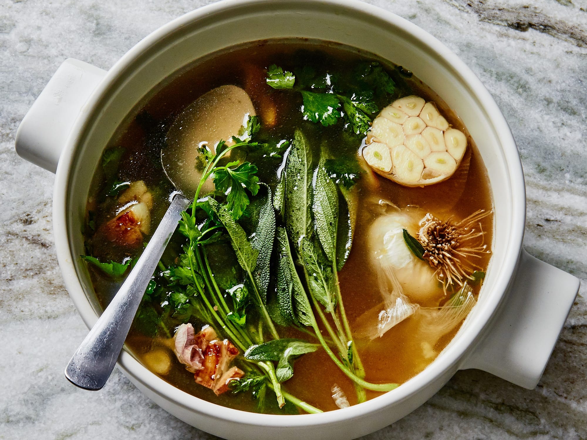 Garlicky Broth Recipe
