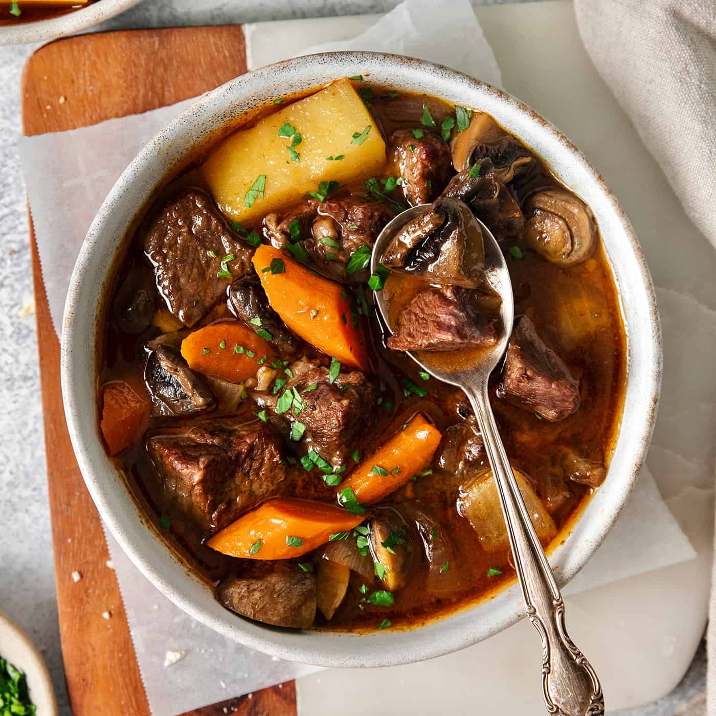 Slow Cooker Hungarian Goulash Recipe