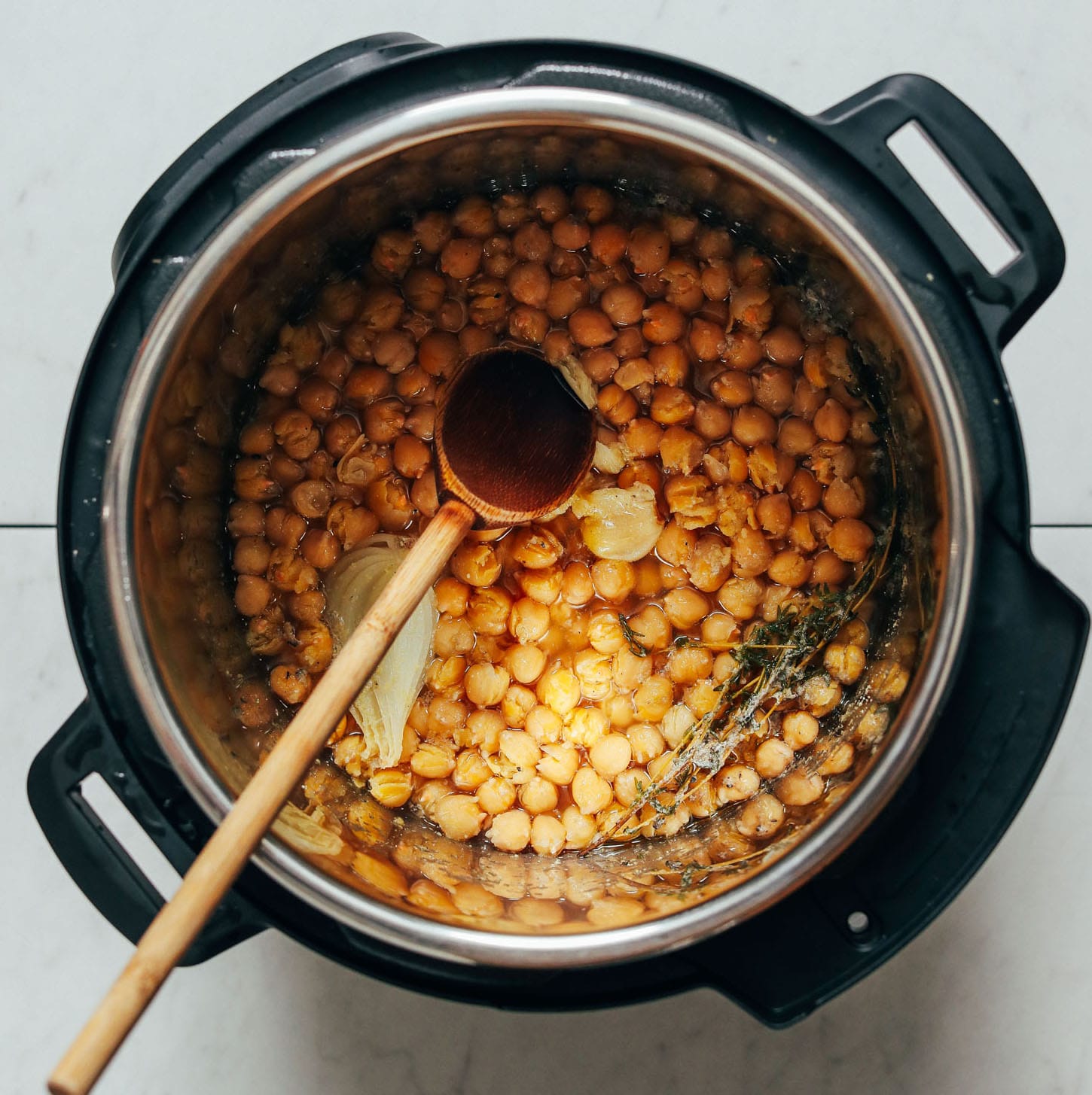 Pressure Cooker Chickpeas Recipe