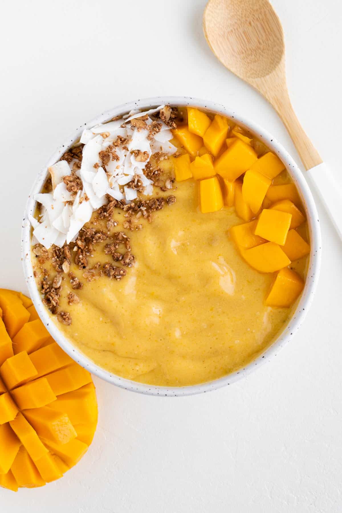 Mango Turmeric Smoothie Bowl Recipe