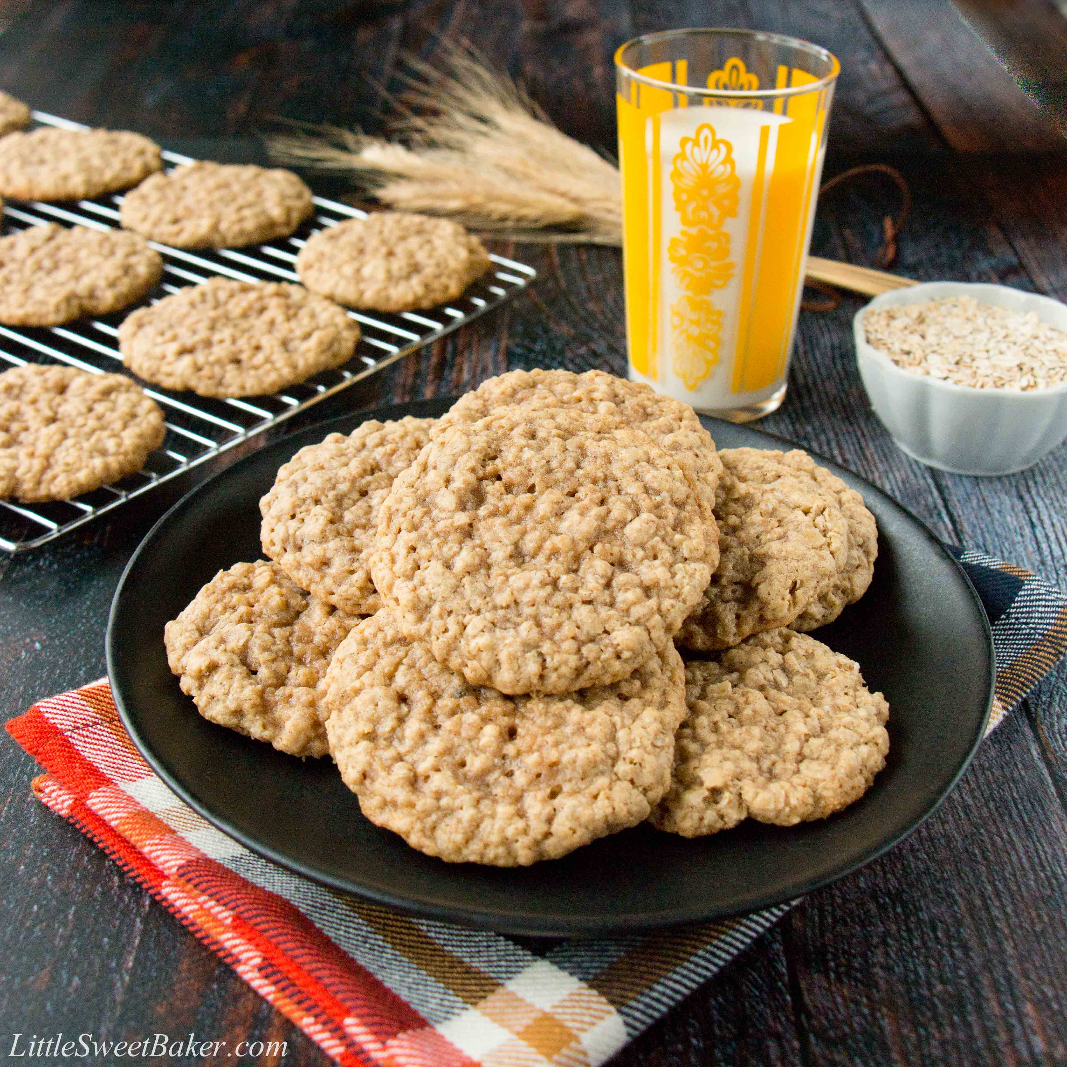 Old-Fashioned Oatmeal Cookies