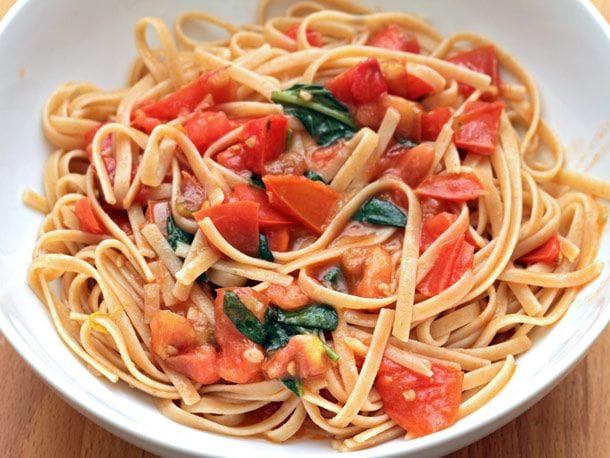 Whole Wheat Pasta with Fresh Tomato Sauce Recipe