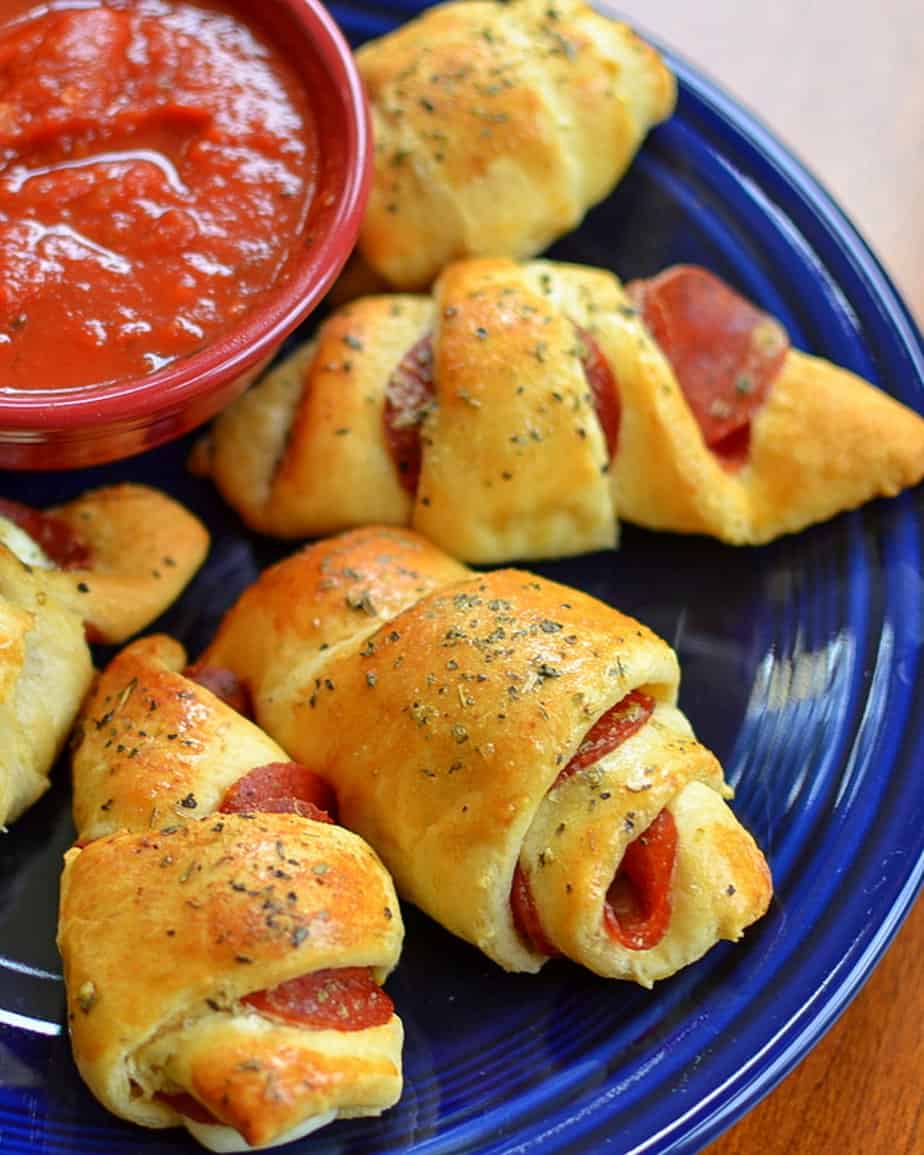 Pizza Stuffed Crescent Rolls Recipe