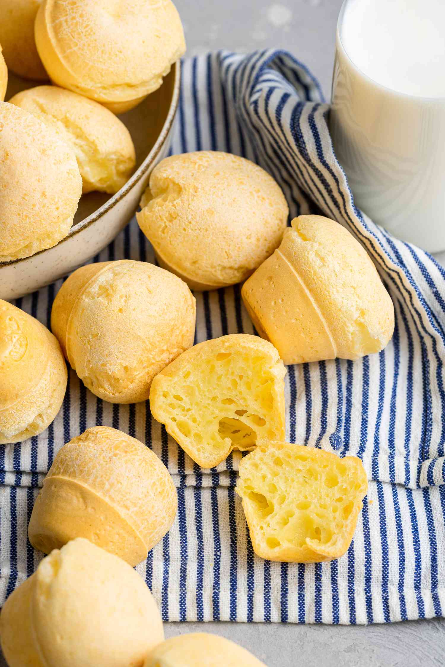 Brazilian Pão de Queijo Recipe