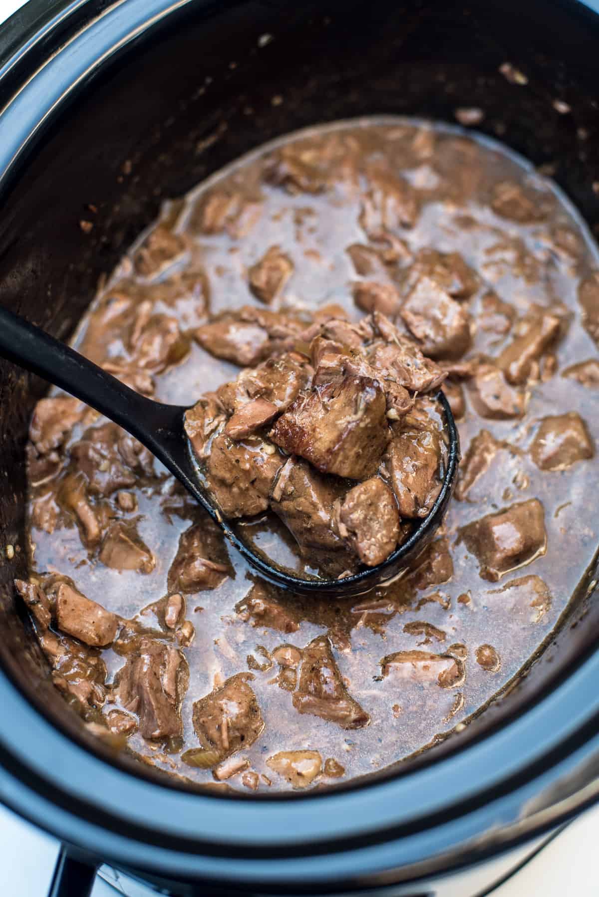 Slow Cooker Beef Tips and Gravy Recipe