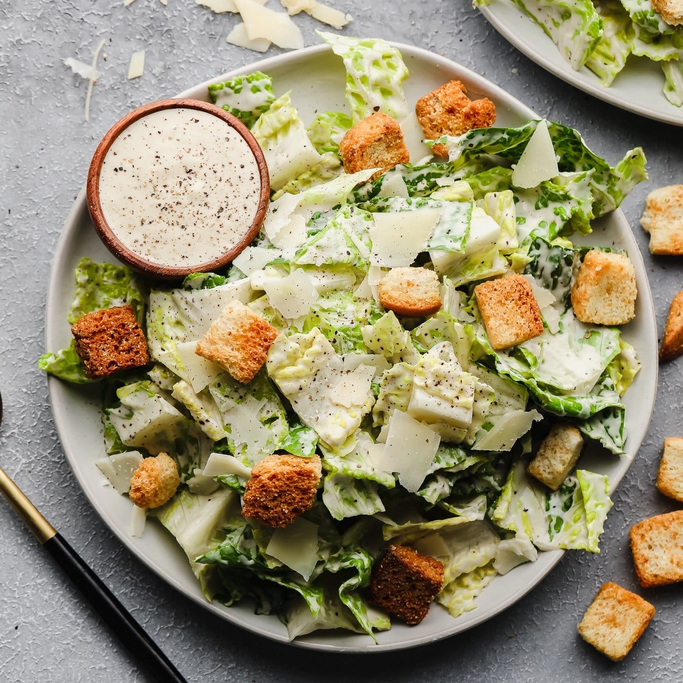 Creamy Vegan Caesar Salad Recipe