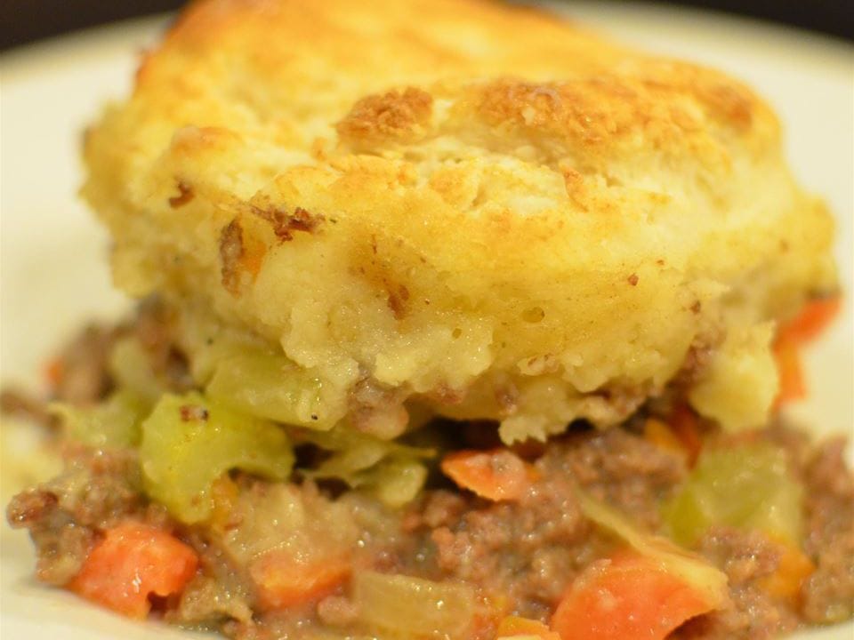 Ground Beef and Biscuit Casserole Recipe