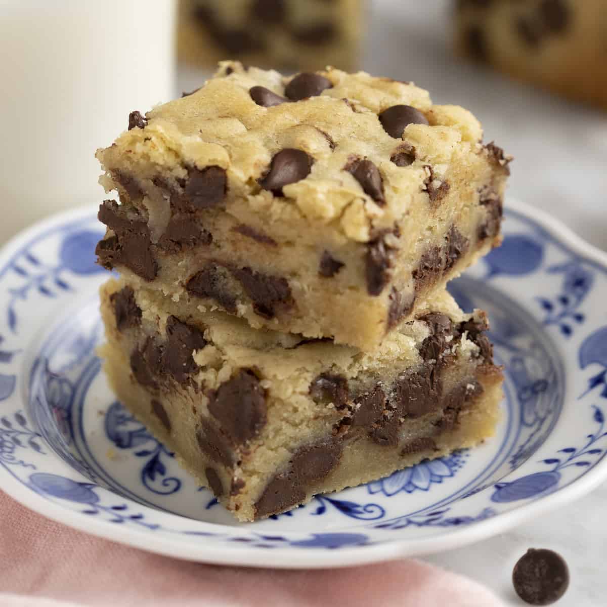 Chocolate Chip Cookie Bars Recipe