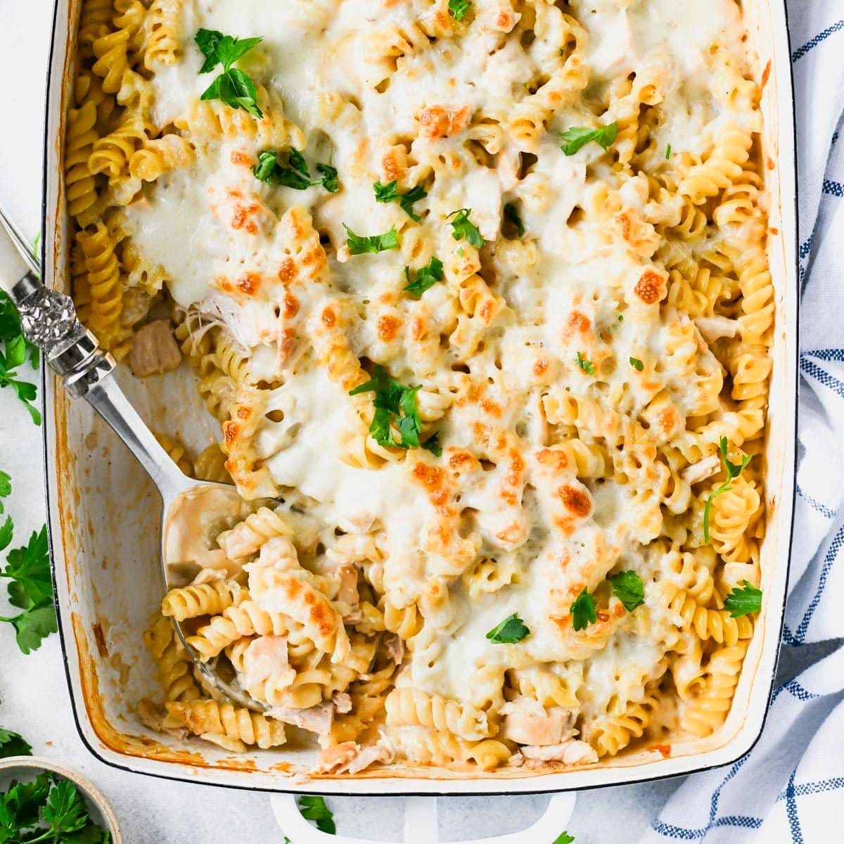 Dump-and-Bake Chicken Alfredo Pasta Recipe