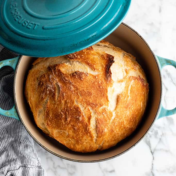 Dutch Oven No-Knead Bread Recipe