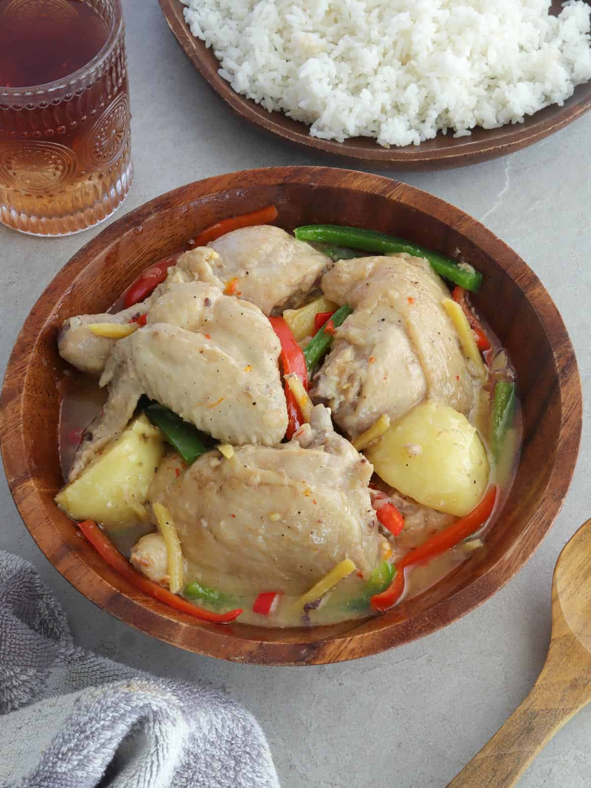 Filipino Ginataang Manok