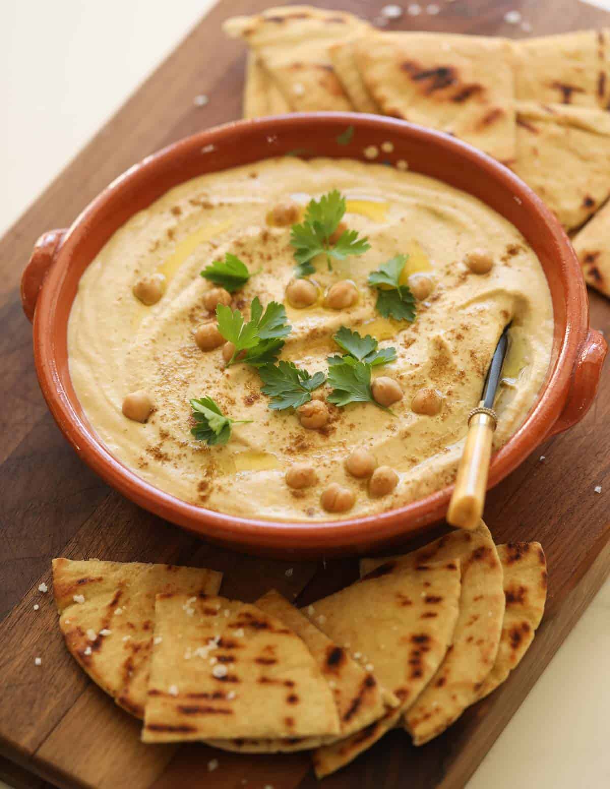 Homemade Hummus with Pita Bread Recipe