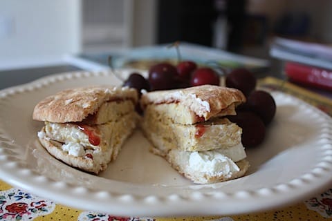 Jammin' Jelly Sandwiches Recipe