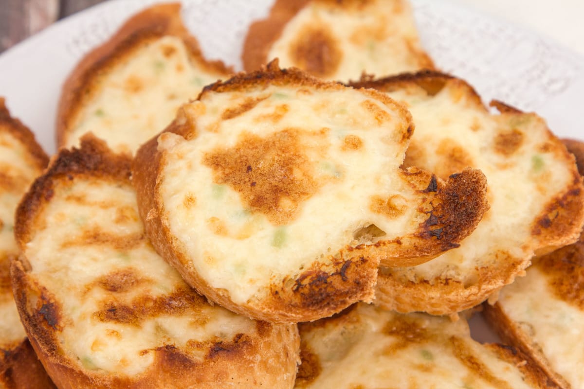 Marion, IN's Ivanhoe's Killer Bread Recipe