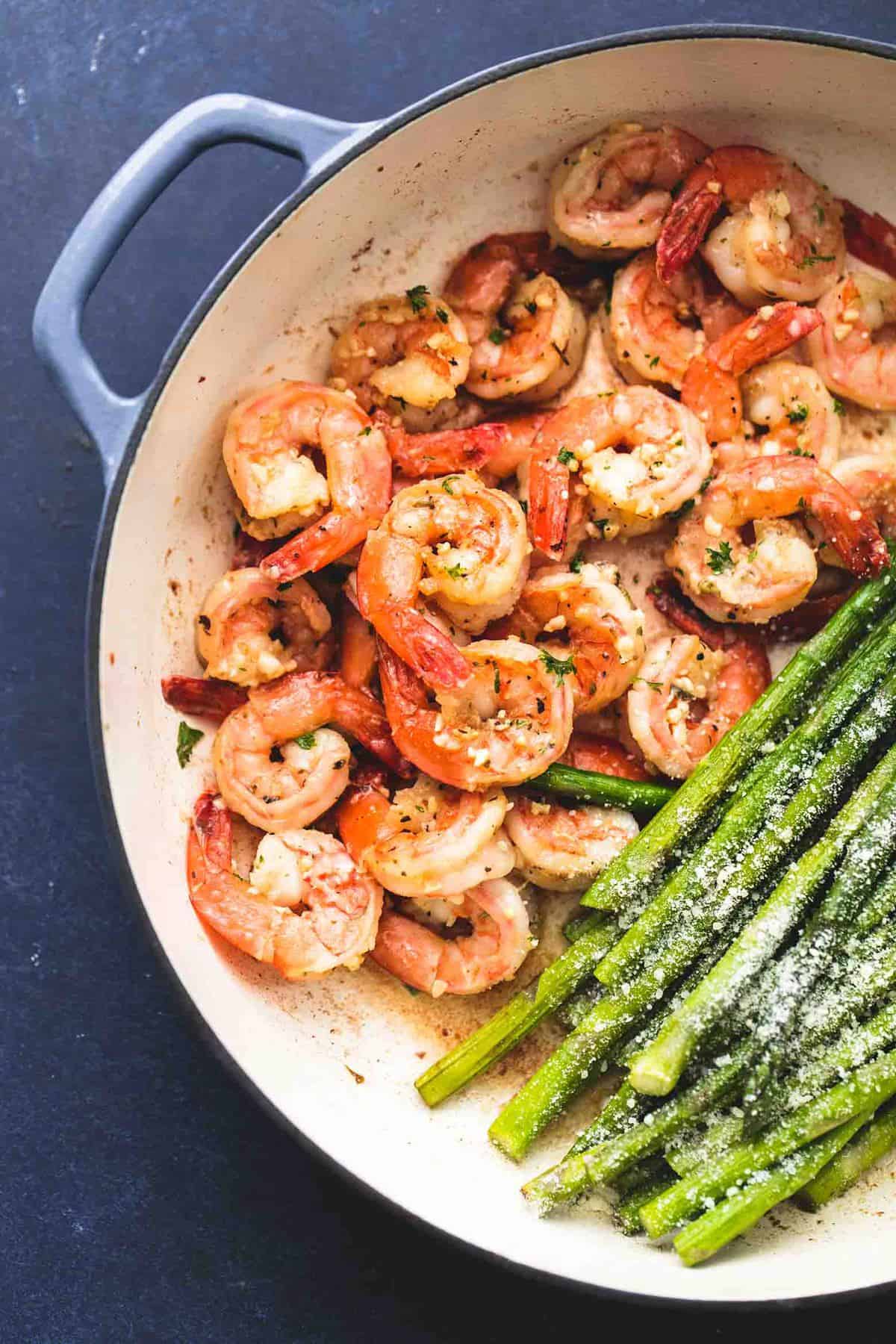 One-Pan Garlic Shrimp and Asparagus Recipe