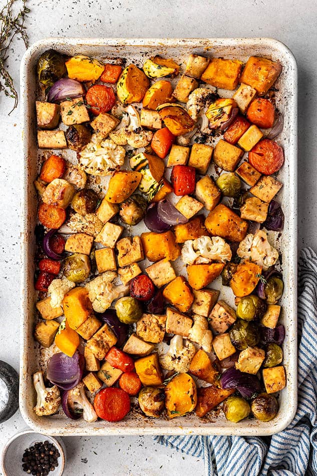 One-Pan Roasted Tofu and Veggies Recipe