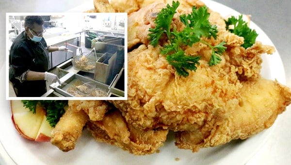 Vicksburg, MS's Walnut Hills Restaurant Fried Chicken Recipe