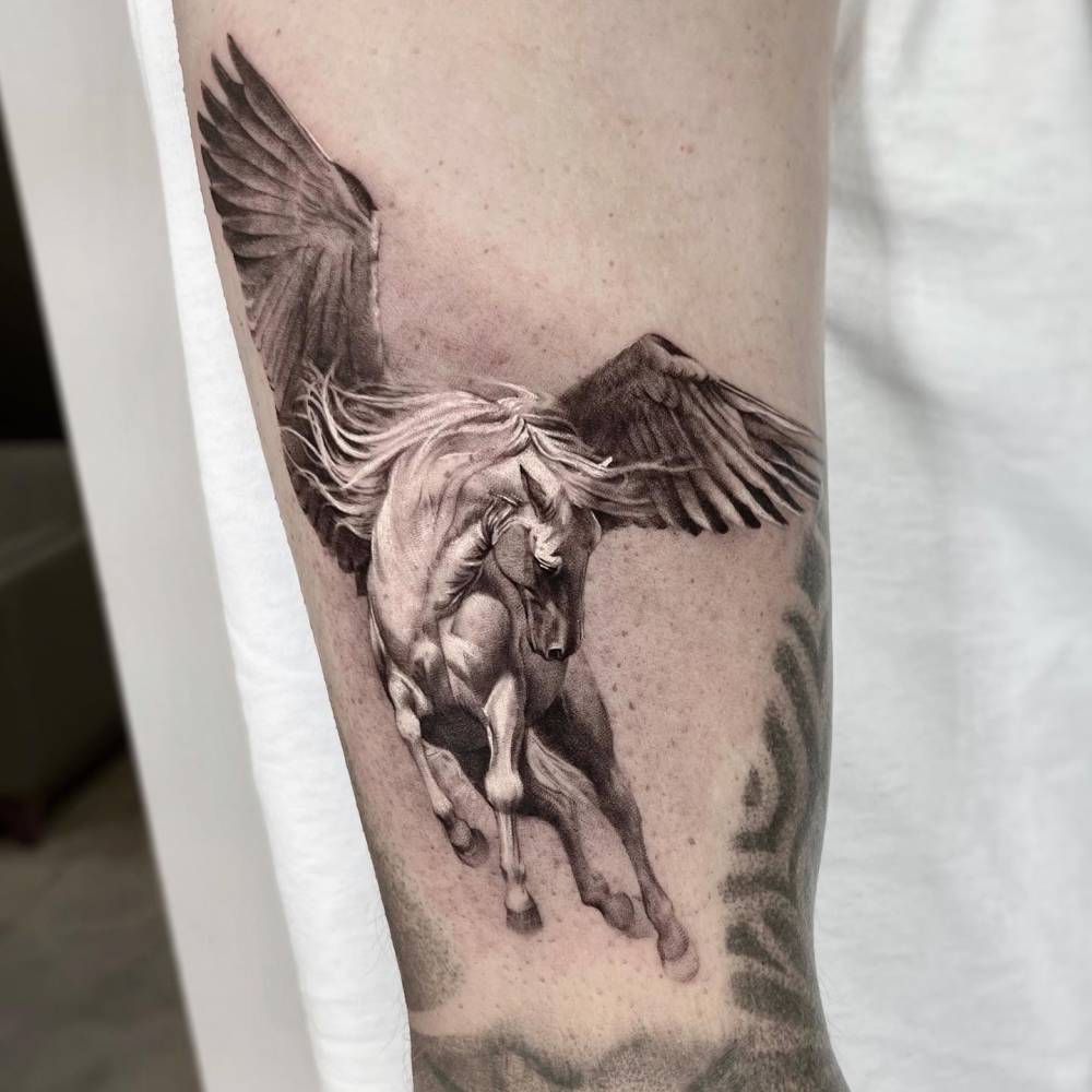 realistic pegasus tattoo