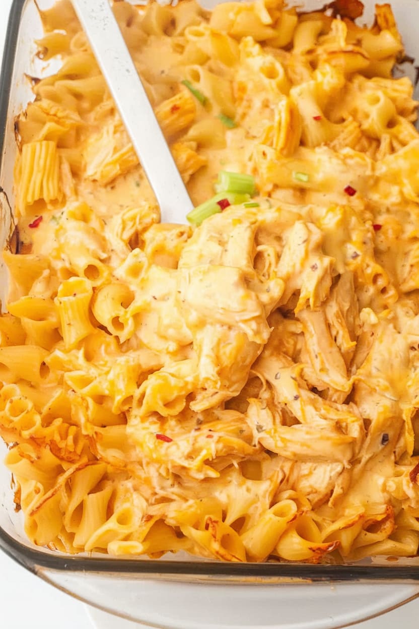 Healthy Buffalo Chicken Pasta Bake