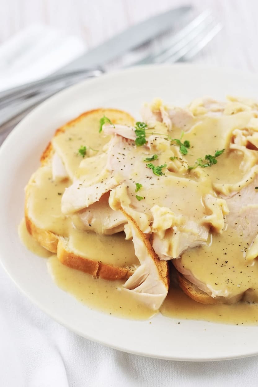 Hot Turkey Sandwich with Mashed Potatoes and Gravy