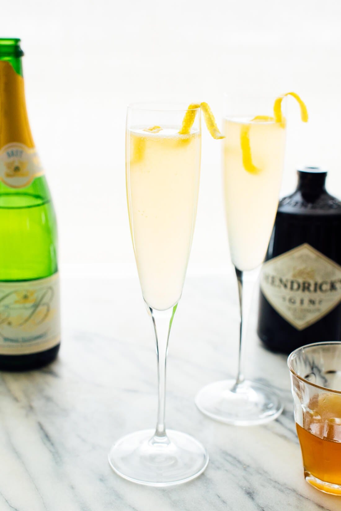 Mix a French 75 Recipe