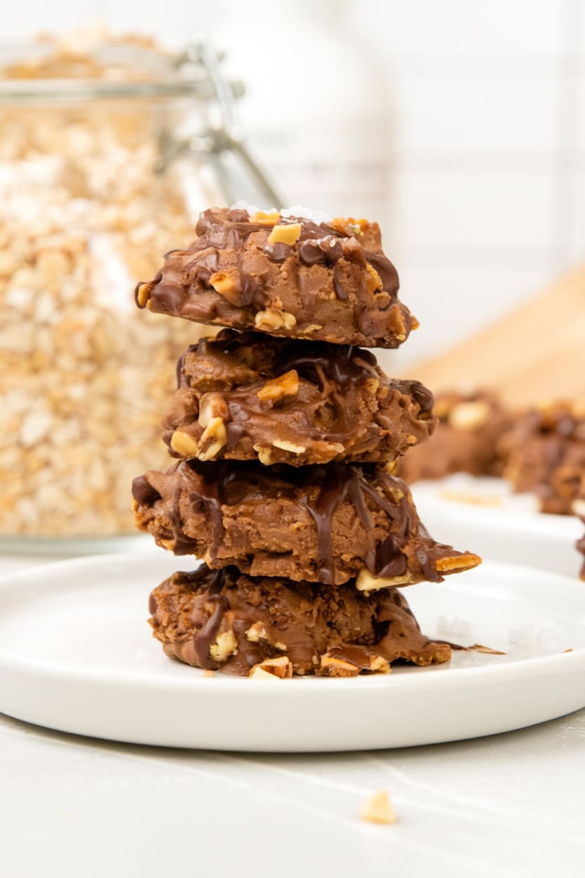 No-Bake Chocolate Peanut Butter Cookies