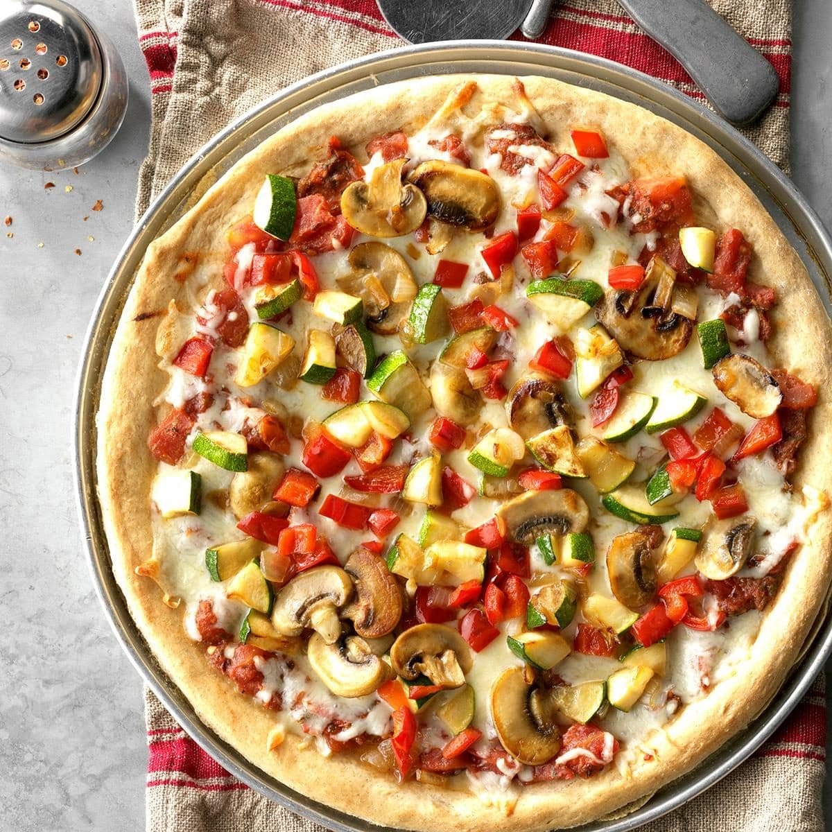 Pizza with Whole Wheat Crust and Veggies Recipe