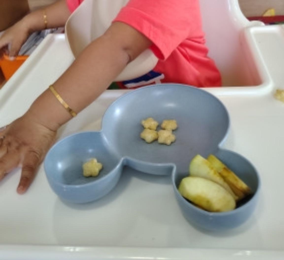 Cheese and Apple Slices Recipe