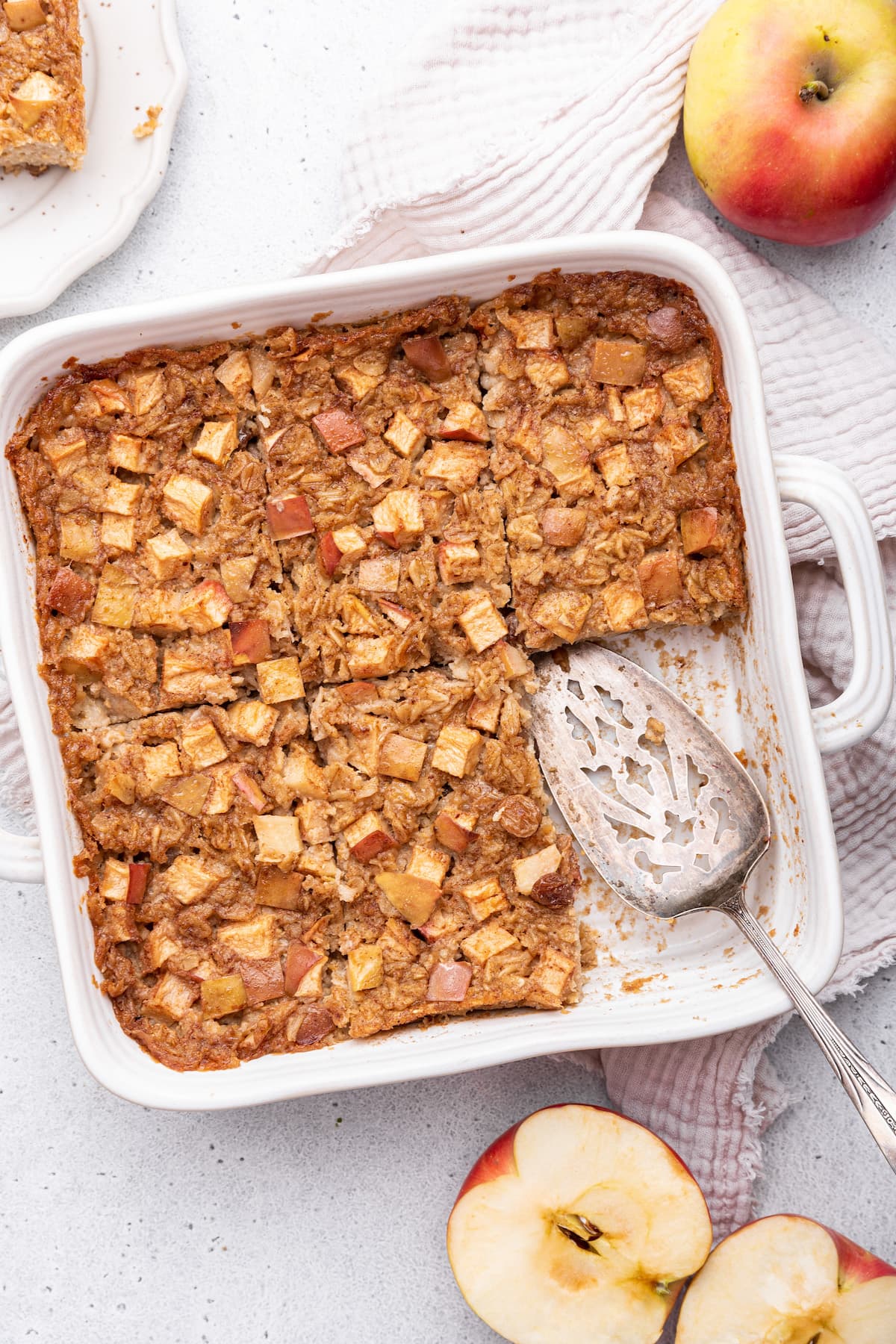 Apple Cinnamon Baked Oatmeal