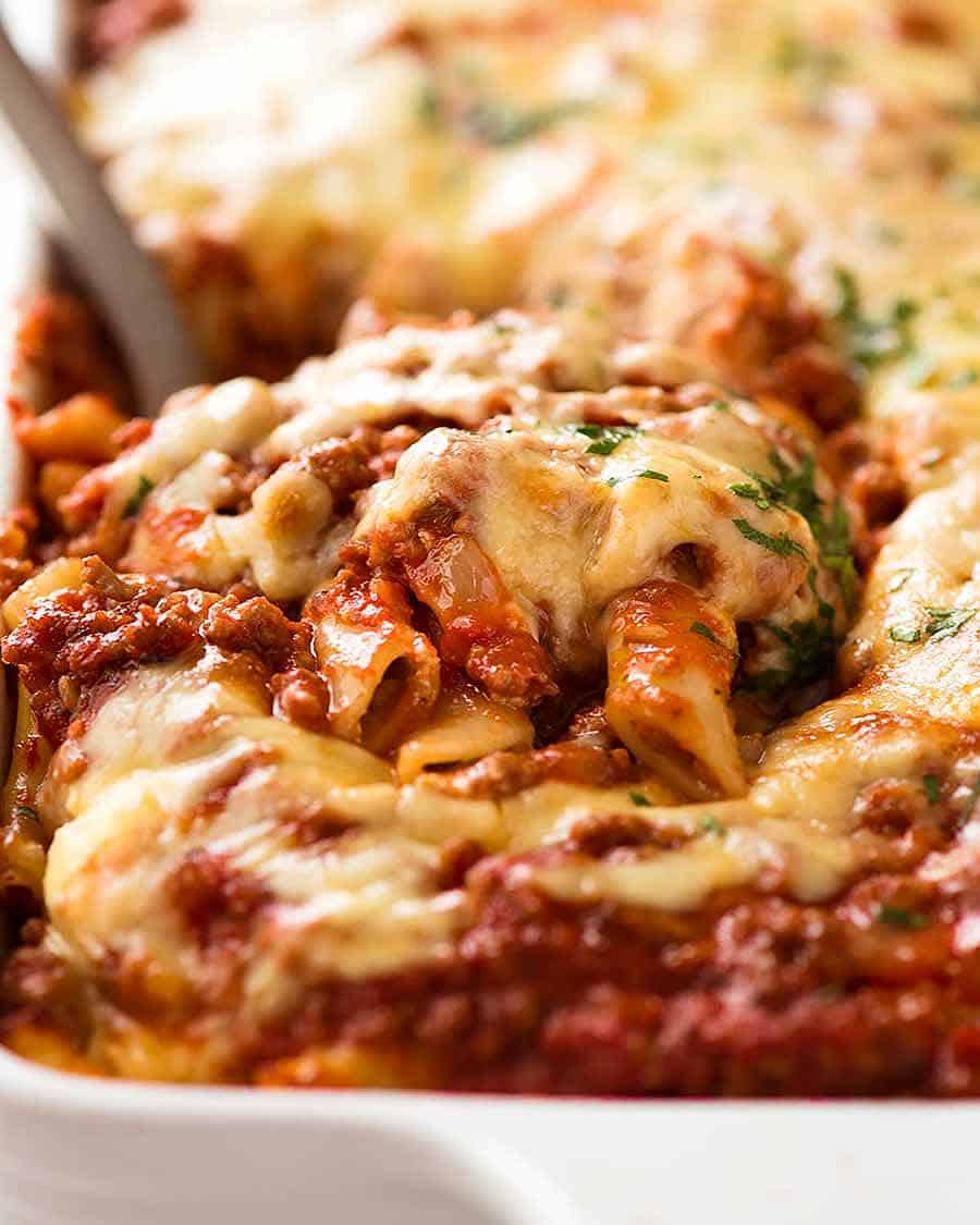 Cheesy Baked Ziti Bolognese