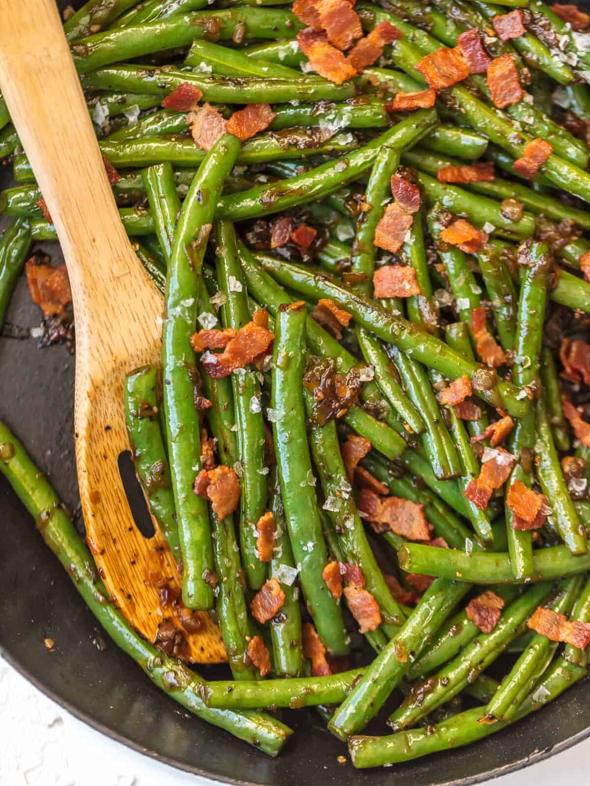 Quick & Easy Green Beans with Bacon