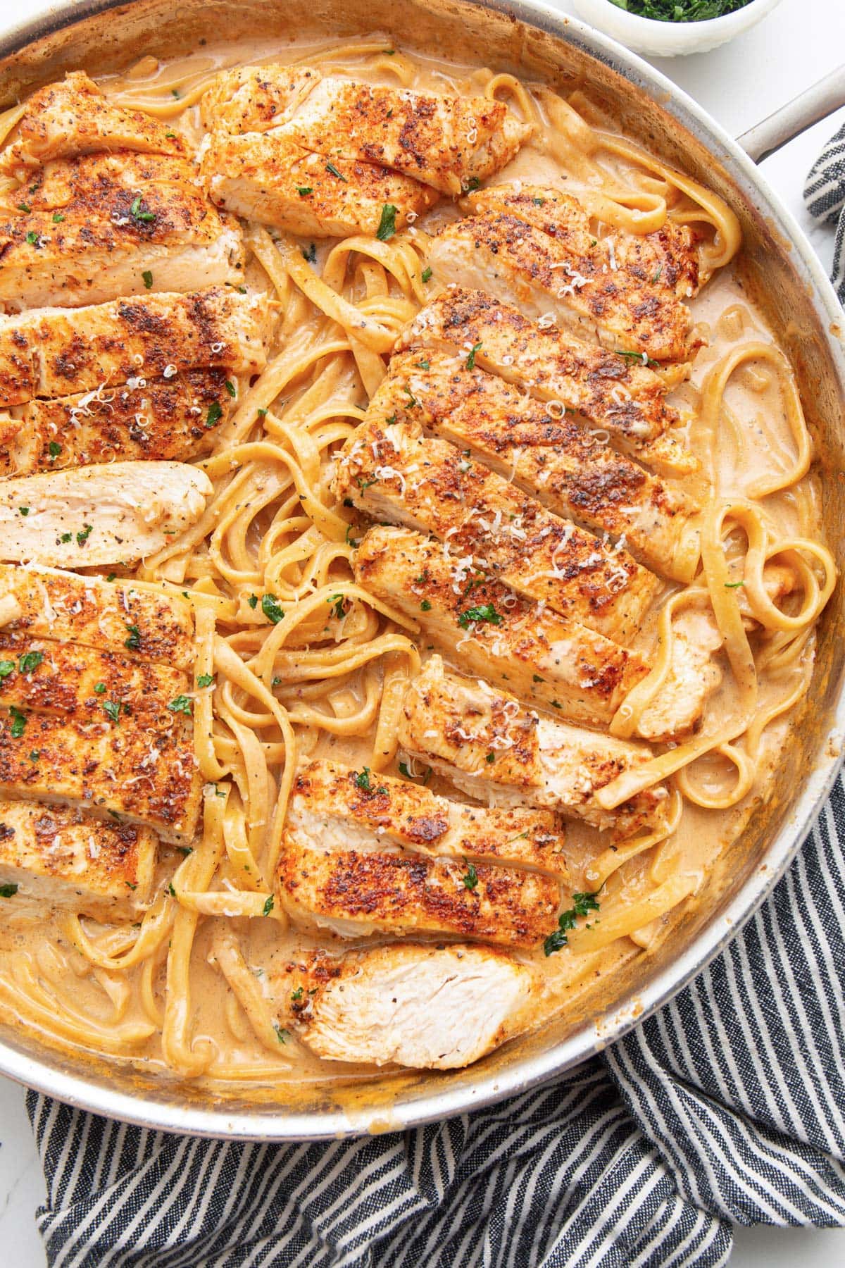 Easy Creamy Cajun Chicken Pasta