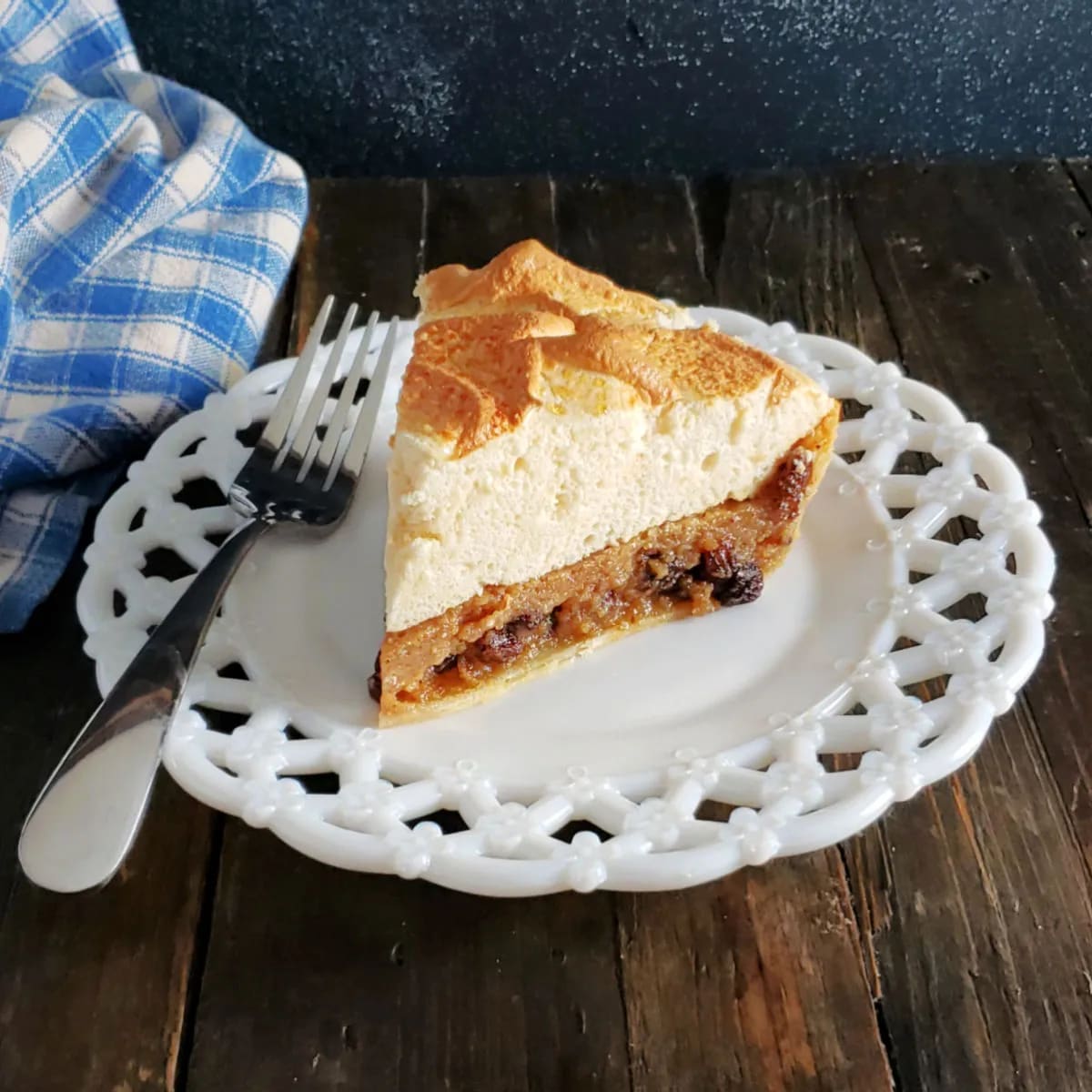 Sour Cream Raisin Pie