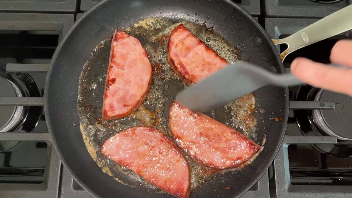Easy Pan-Fried Ham Steak