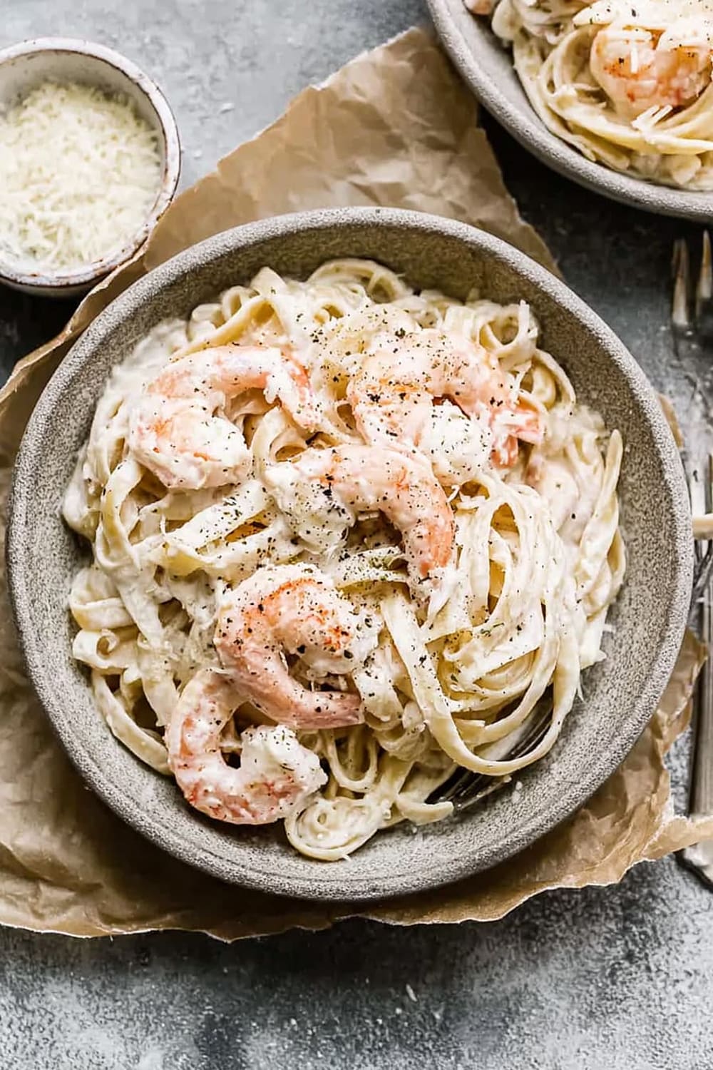 Shrimp Alfredo (5 Ingredients!)