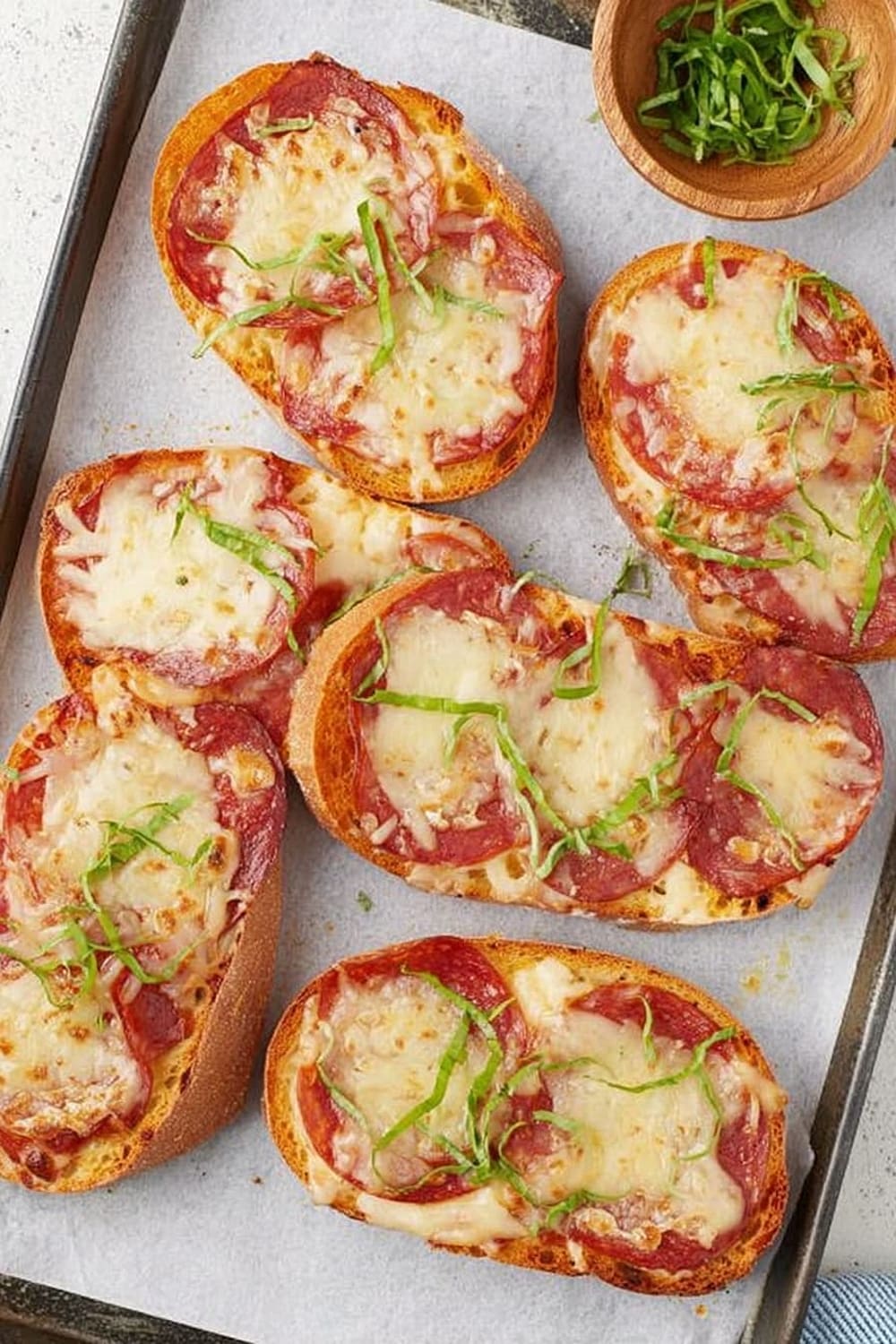 Garlic Bread Pizza