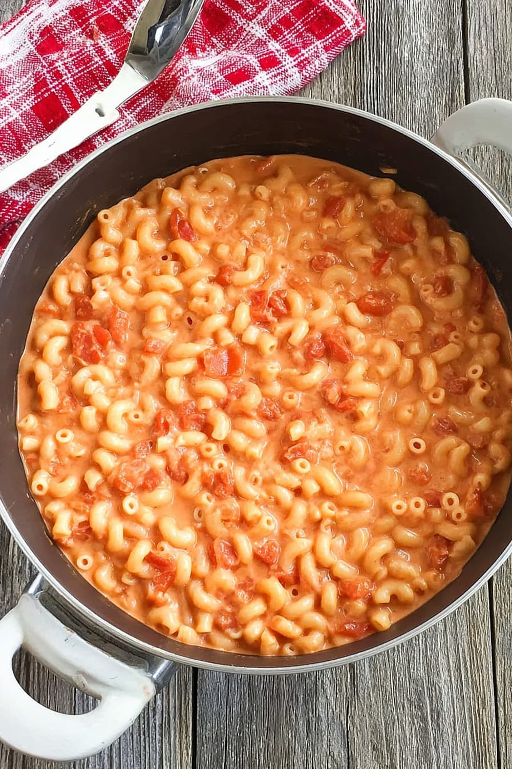 Creamy Tomato Macaroni and Cheese