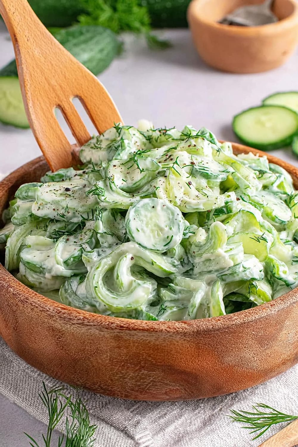 German Cucumber Salad (Gurkensalat)