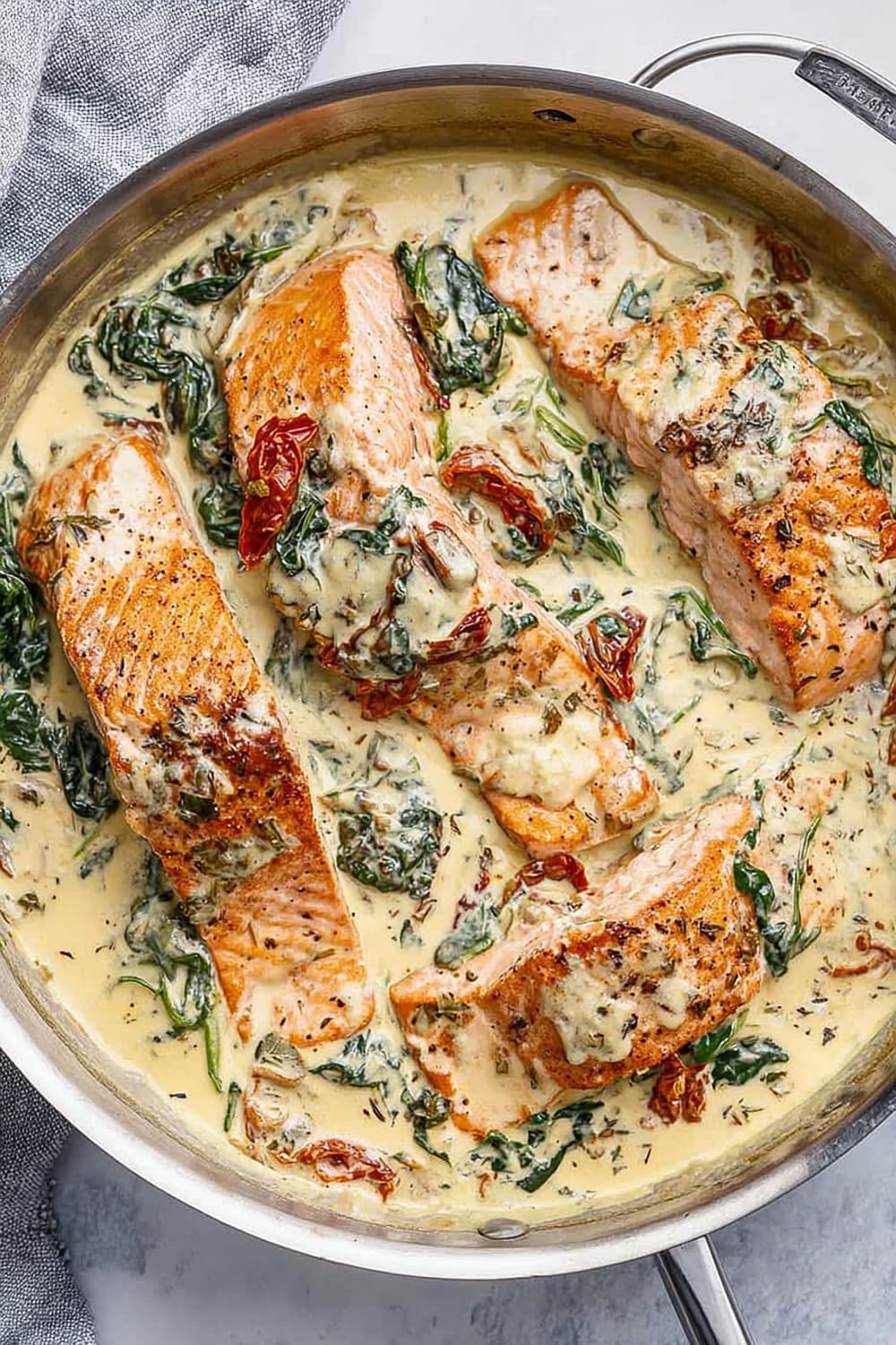 Insanely Good Creamy Tuscan Garlic Salmon