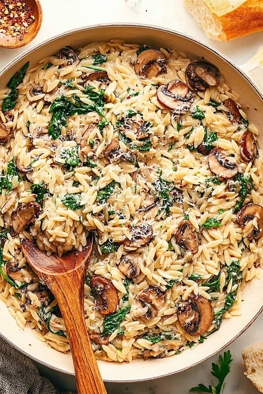 Creamy Garlic Mushroom Orzo