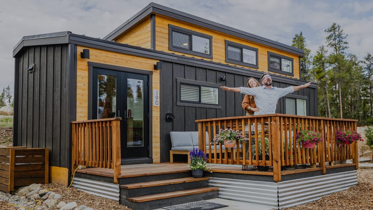 This 11.5×33 Tiny House Feels Huge — Downstairs Bedroom Done Right