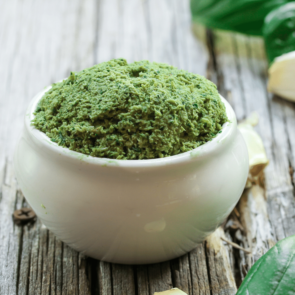 15 Substitutes for Garlic in Pesto