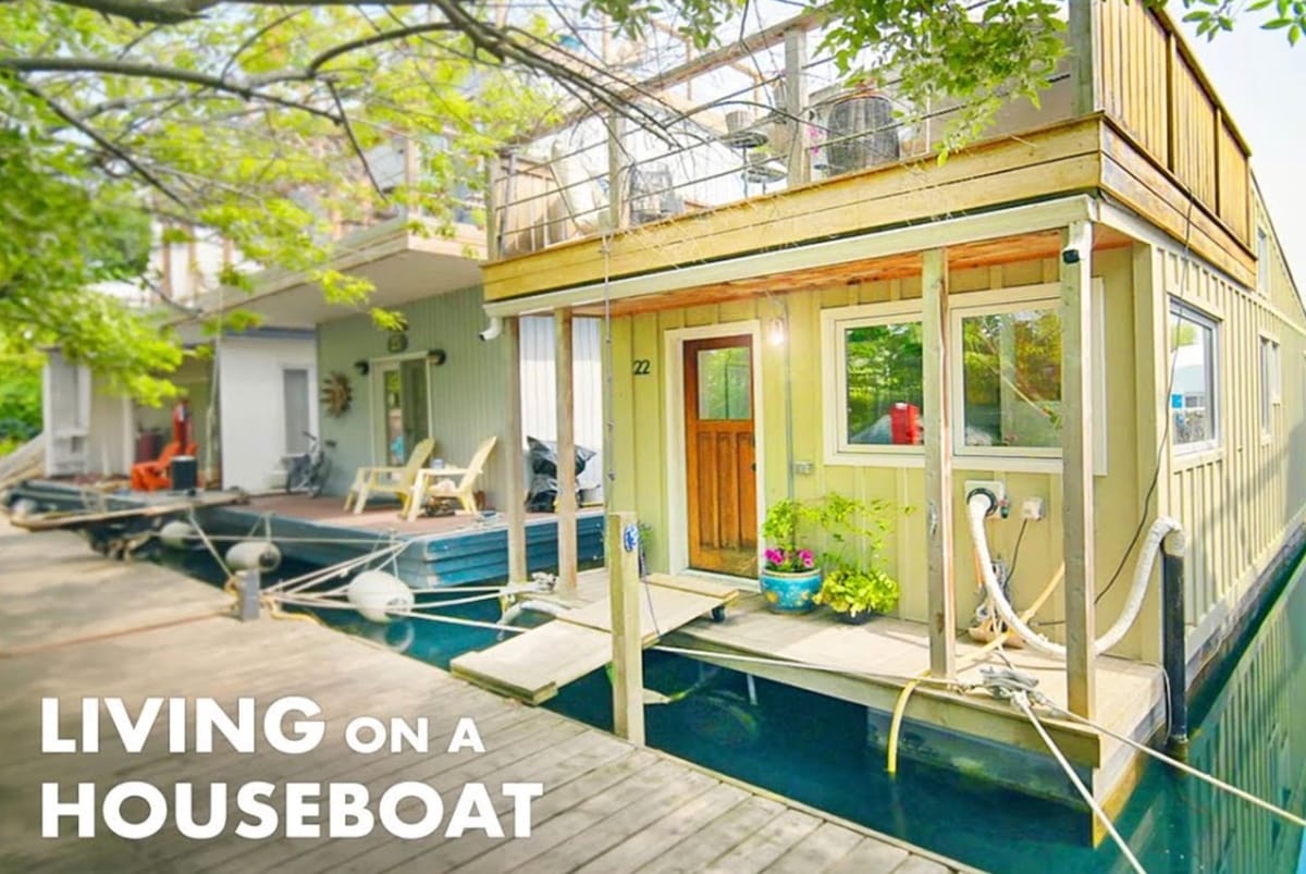 This Woman Never Pays Rent Because She Lives On A Floating Home