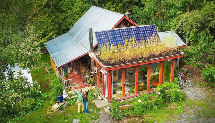 Built from Salvage — 14 Years Living Off-Grid in a Self-Built Cabin