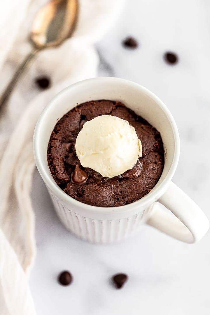Midnight Mug Cake: Your 3-Minute Craving Crusher