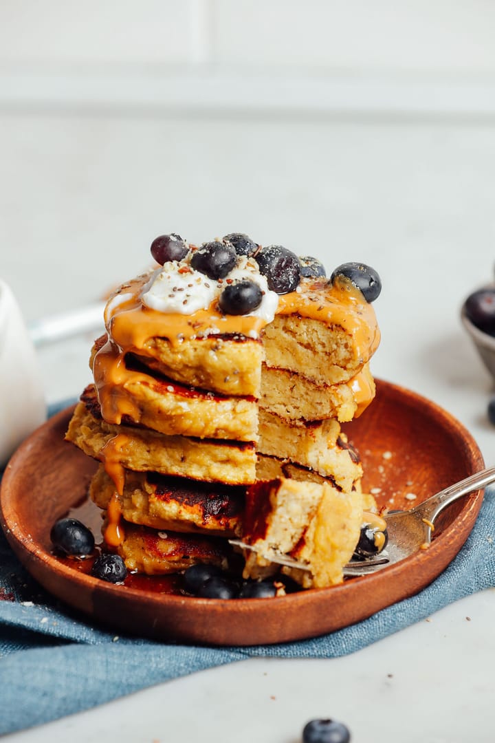 You Won’t Believe These Fluffy Pancakes Are Made With Just 5 Ingredients