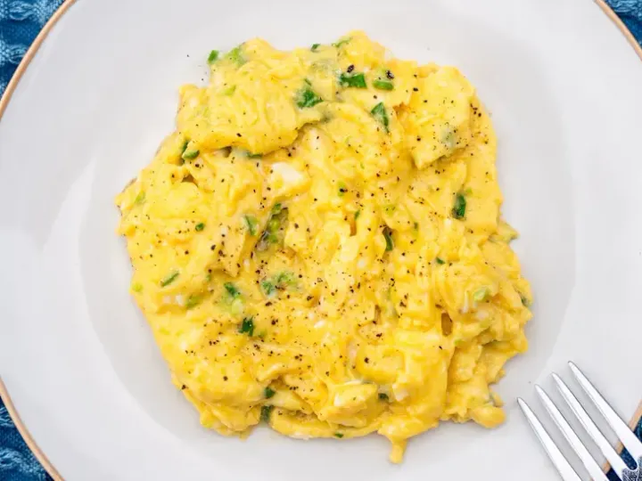 I Tried Oprah’s “Secret” Hack for Scrambled Eggs