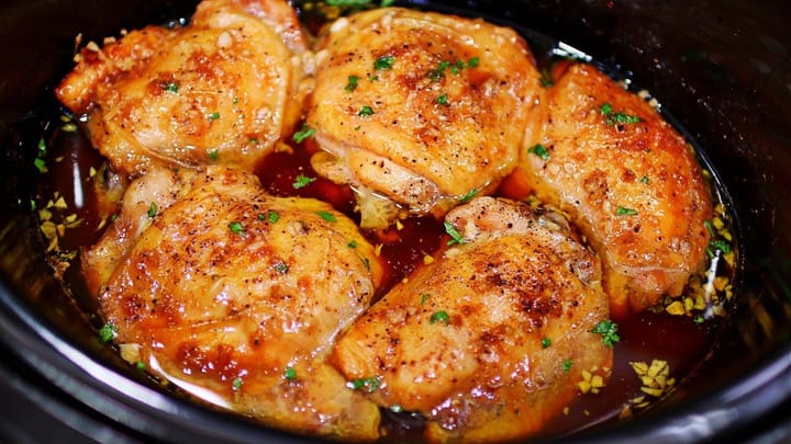 Easiest Most Delicious Slow Cooker Chicken Thighs