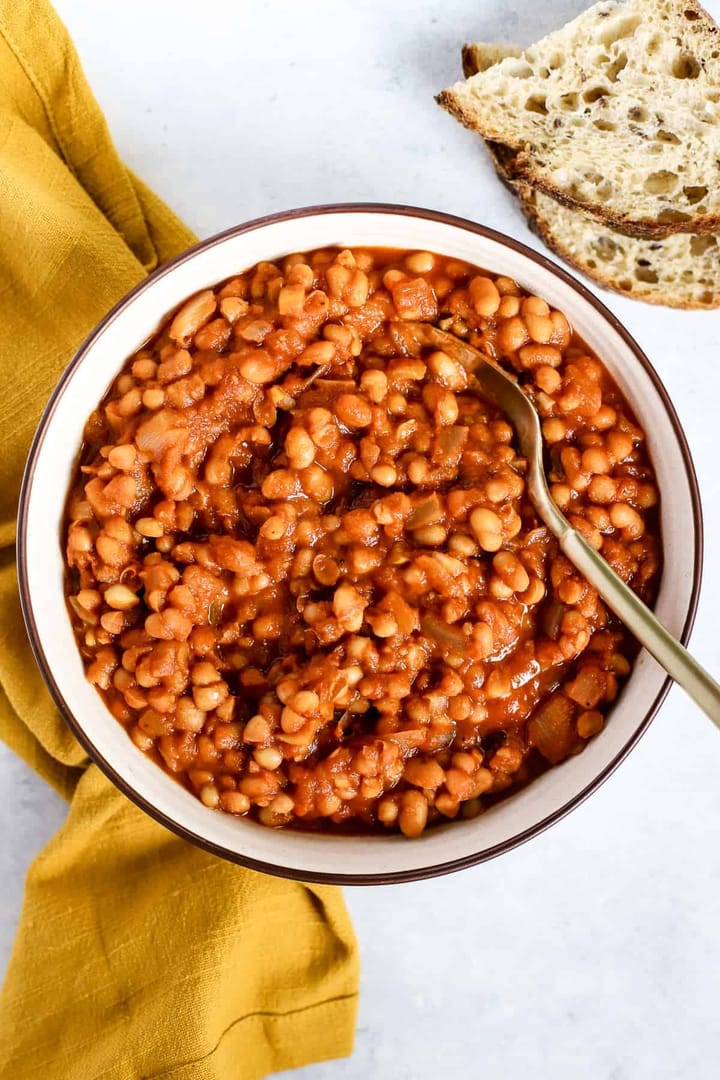 Simple Homemade Maple Baked Beans