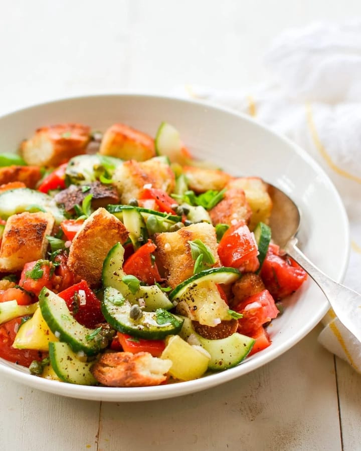 Easy Panzanella Salad